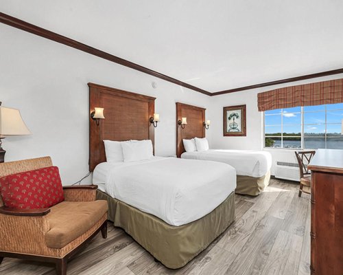 Bayfront Inn on Fifth