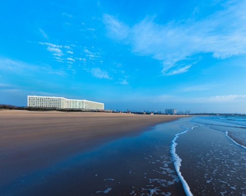 Wyndham Ggrand Qingdao - 3 Nights