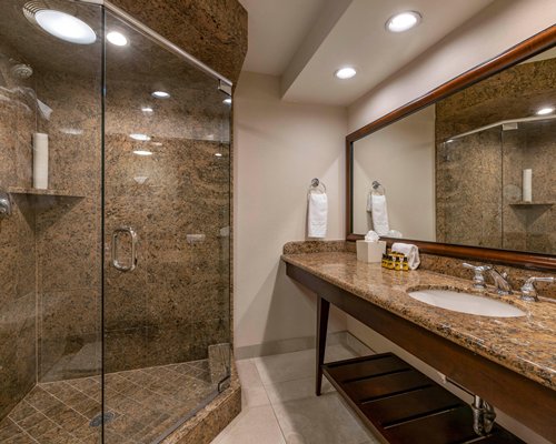 Best Western Plus Island Palms Hotel & Marina