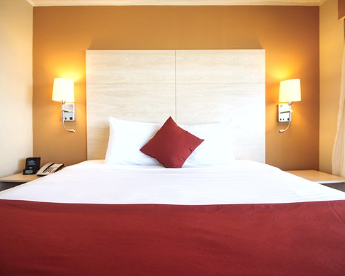 Best Western Plus Condado Palm