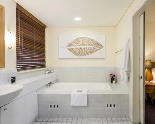 Oaks Cypress Lakes Resort - 3 Nights