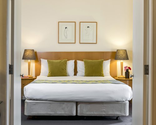 Oaks Cypress Lakes Resort - 3 Nights