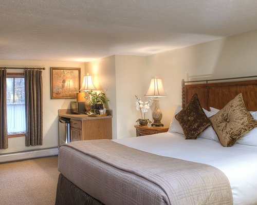 Woodfield Manor, a Sundance Vacations Property