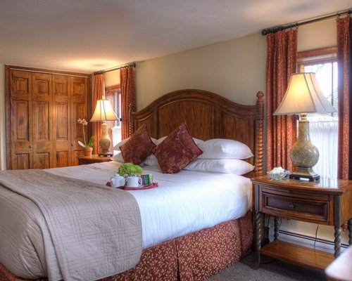 Woodfield Manor, a Sundance Vacations Property