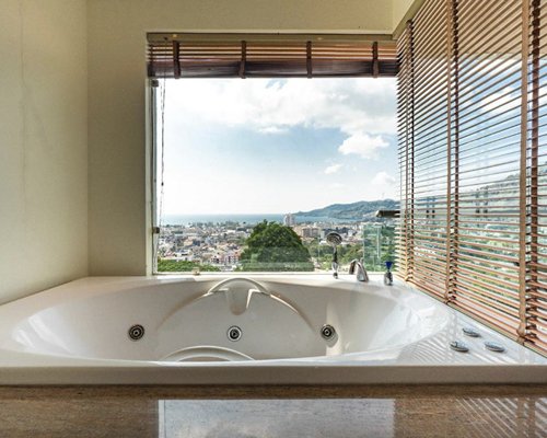 The Royal Bay View Villas - 3 Nights