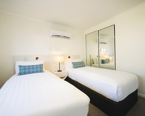 Oaks Oasis Resort
