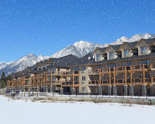 Bighorn Meadows Resort