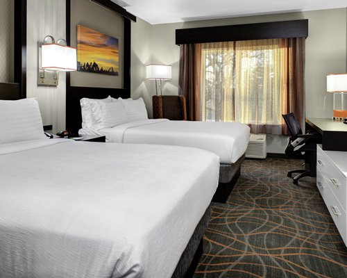 Holiday Inn Windsor Wine Country
