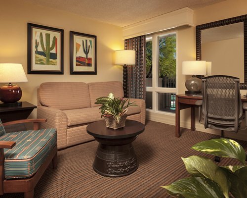 Hilton Phoenix Resort at the Peak