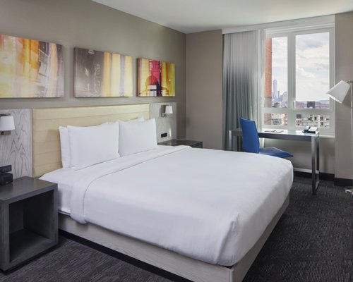 DoubleTree by Hilton New York Times Square West