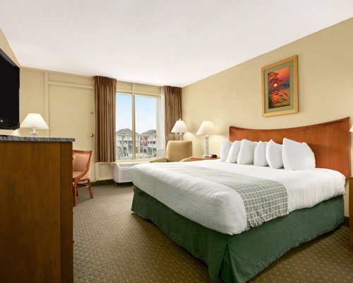 Ramada Plaza Nags Head Oceanfront