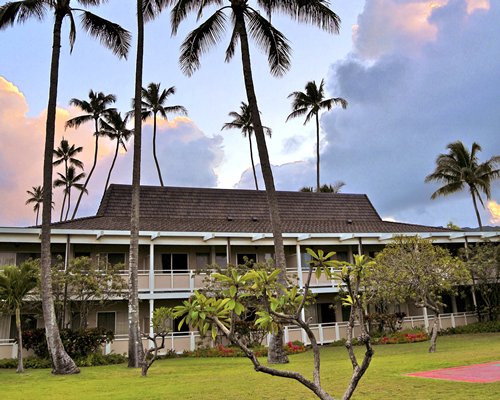 Plantation Hale Suites