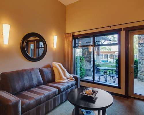 Sunrise Ridge Waterfront Resort