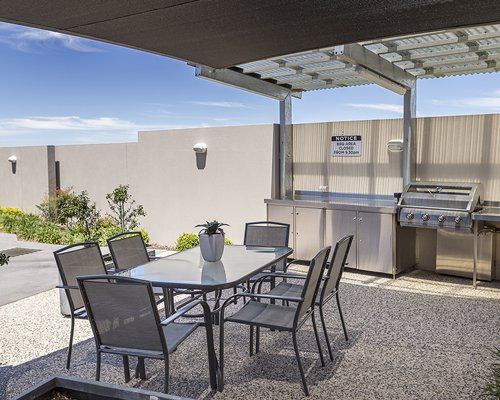 Altitude Motel Apartments - 3 Nights