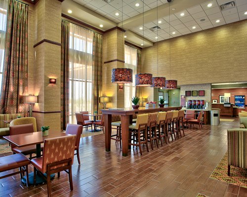 Hampton Inn & Suites Scottsdale at Talking Stick