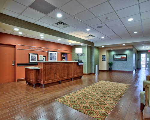 Hampton Inn & Suites Scottsdale at Talking Stick