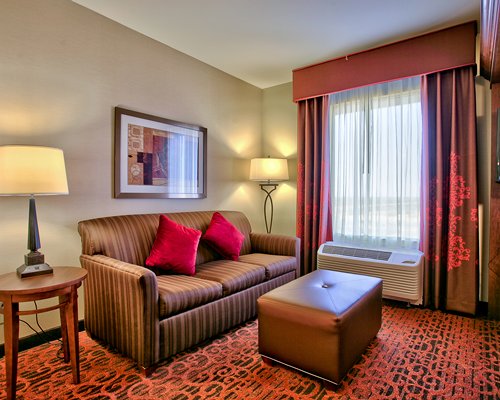 Hampton Inn & Suites Scottsdale at Talking Stick