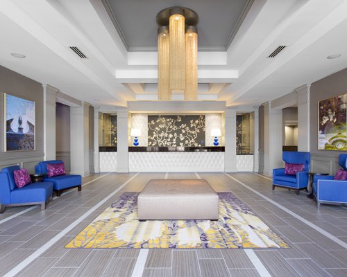 DoubleTree by Hilton Savannah Historic District