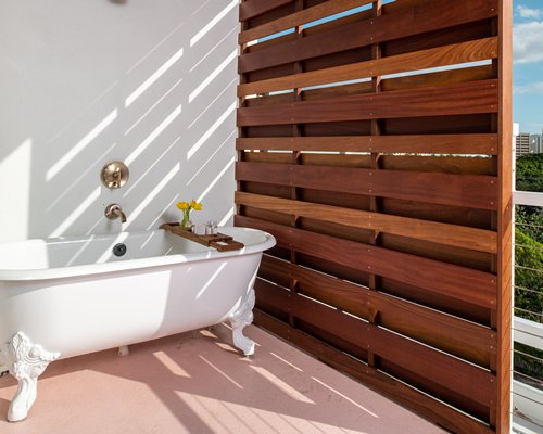 The Sarasota Modern