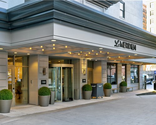 Le Meridien St. Louis Downtown