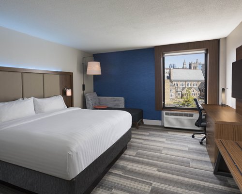Holiday Inn Express Nashville Downtown