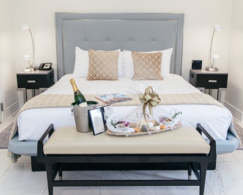 The Jung Hotel & Residences
