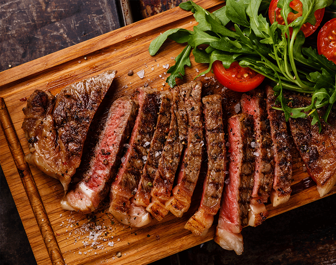 Enjoy the amazing steak at Hog’s Breath Café