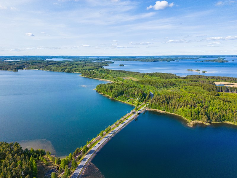 LA REGION DES LACS EN FINLANDE