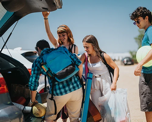 SI TE ACOMPAÑAN MÁS VIAJEROS