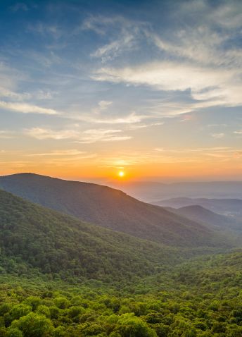 A scenic sunset over the lush Shenandoah Valley.
