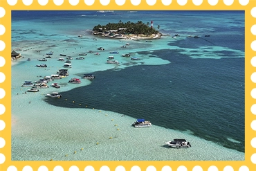¡Enamórate de este mar con diferentes tonos de azul!