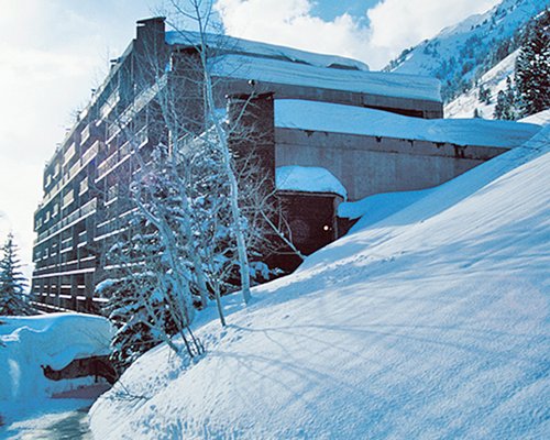 Iron Blosam Lodge @ Snowbird Ski &amp; Summer Resort