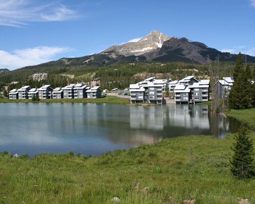 Lake Condominiums at Big Sky