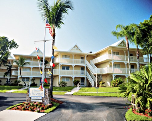 Charter Club Resort of Naples Bay