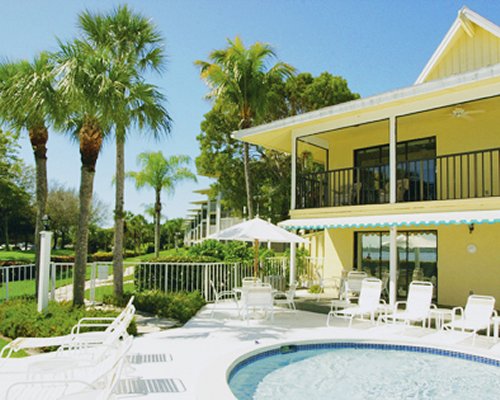 Charter Club Resort of Naples Bay