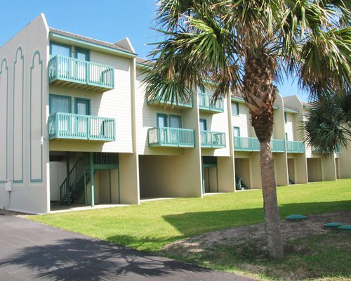 Peregrine Townhomes at San Luis Pass