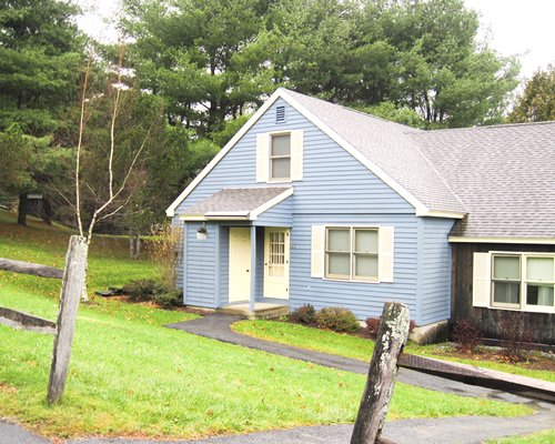 Country Village at Jiminy Peak Image