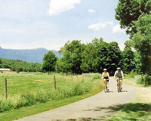 The Village Green at Stowe