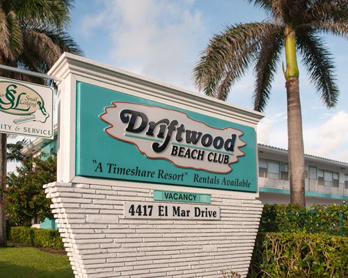 Driftwood Beach Club