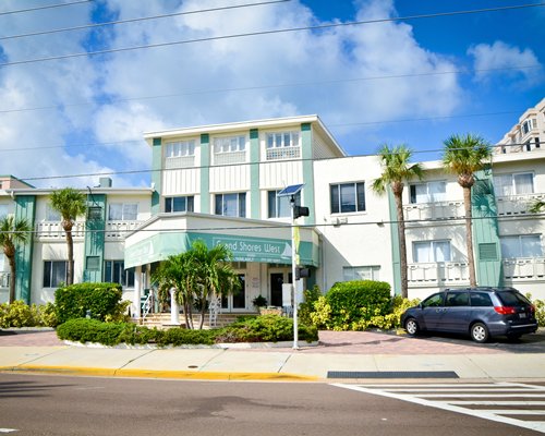 An exterior view of Grand Shores West resort main building.