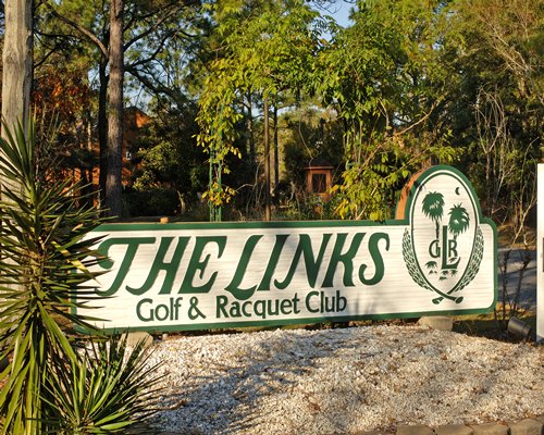 The Links Golf & Racquet Club