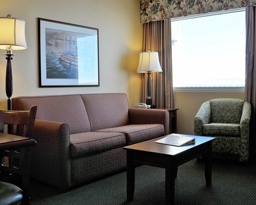 A well furnished living room.
