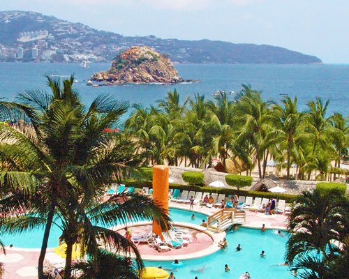 Playa Acapulco Beach At Playa Suites