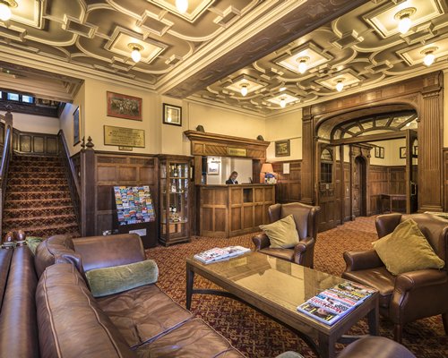 Macdonald Elmers Court Resort