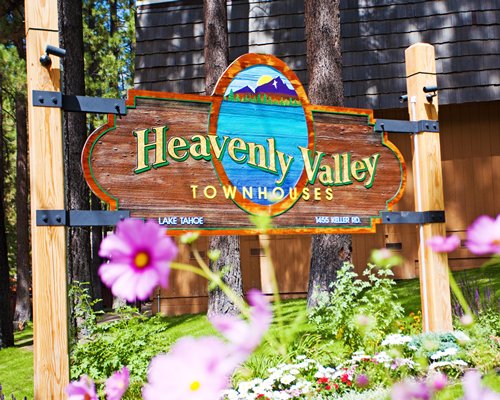 Signboard of Heavenly Valley Townhouses.
