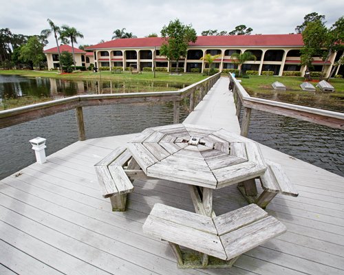 Harder Hall Lakeside Villas