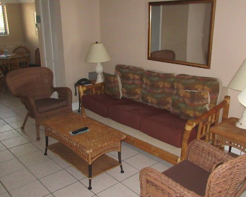 A well furnished kitchen with breakfast bar.