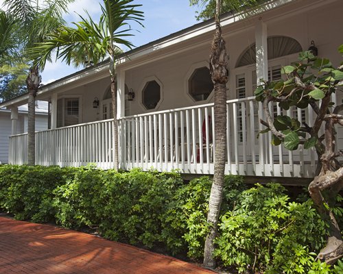Scenic exterior view of Little Gull resort.