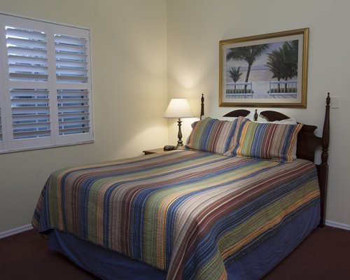 A well furnished bedroom.