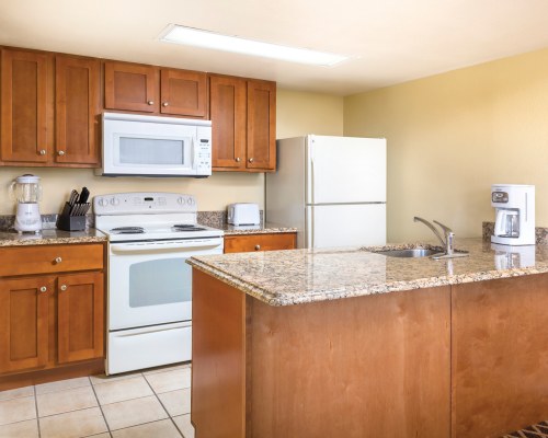 A WELL EQUIPPED KITCHEN.